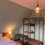 Mes Caprices Mosan Bord De Meuse Couette-café