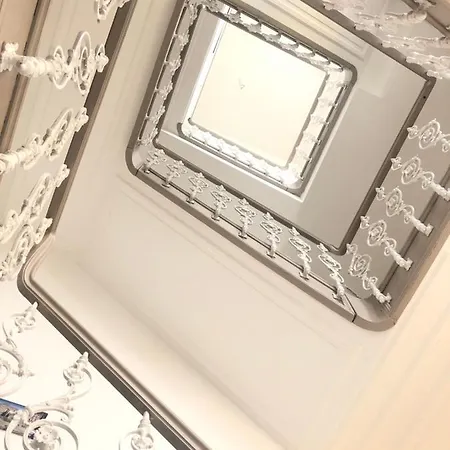 Mes Caprices Mosan Bord De Meuse 4* Namur