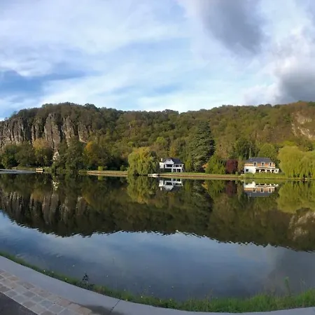 Mes Caprices Mosan Bord De Meuse ベッド・アンド・ブレックファスト ナミュール