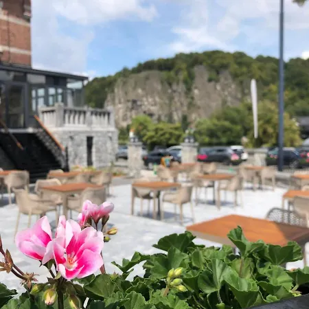 ベッド・アンド・ブレックファスト Mes Caprices Mosan Bord De Meuse ナミュール