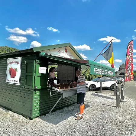 ベッド・アンド・ブレックファスト Mes Caprices Mosan Bord De Meuse ナミュール