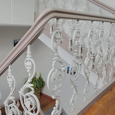 Mes Caprices Mosan Bord De Meuse Bed & Breakfast